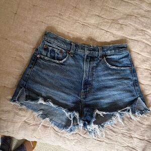 Abercrombie & Fitch Mom High Rise Short Short Size 26